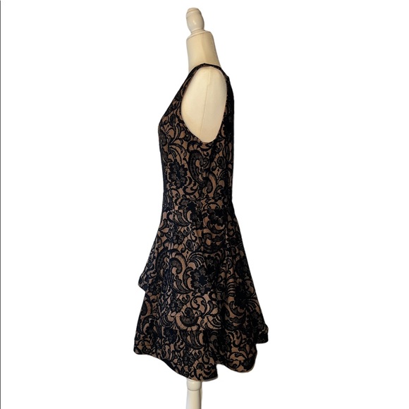 Symphony Plus Bridal/ Special Occasion Dress- Black Lace Trim, Flared Skirt- 1X - Picture 4 of 11